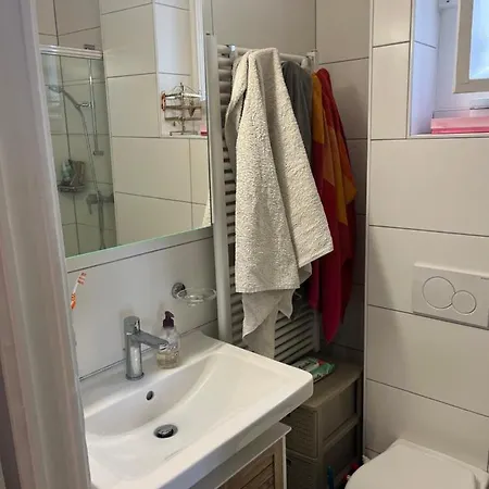 Apartman Moderne Et Lumineux